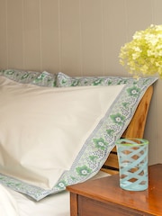 Lulu & Nat Cream 100% Cotton Vintage Leaf Bordered Bedlinen Set - Image 2 of 5
