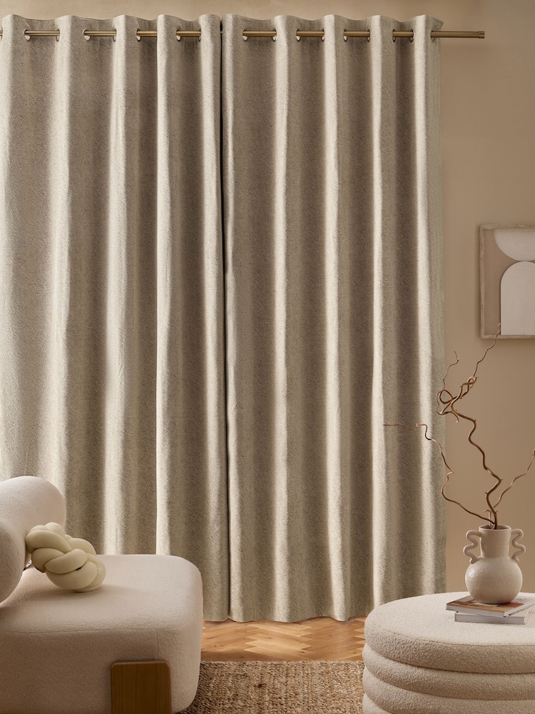 Natural Eyelet Heavyweight Chenille Wave Curtains - Image 2 of 5