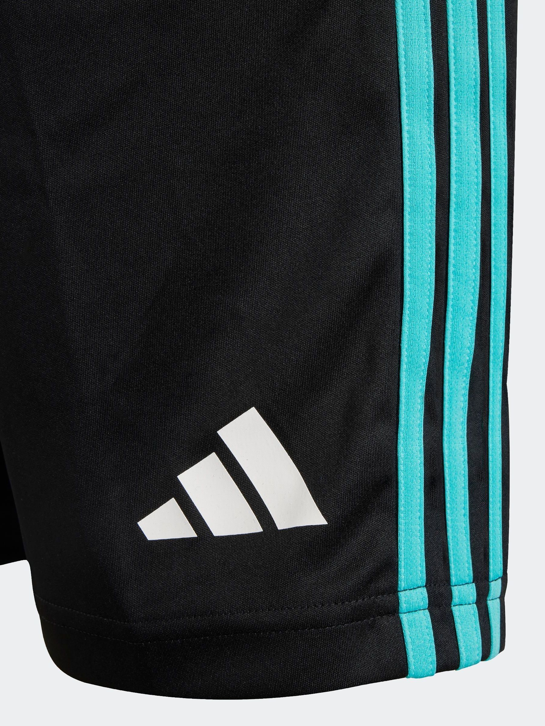Next：日本 adidas Mercedes AMG Petronas Formula One チーム
