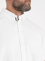Белый - BadRhino Big & Tall Short Sleeve Poplin 100% Cotton Shirts 2 Pack - Image 3 of 7