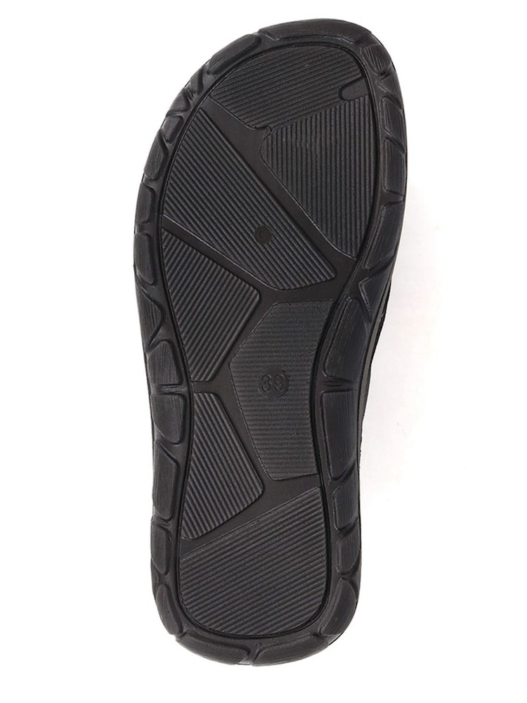 Negro - Pavers Pavers Toe Post Flat Sandals - Imagen 5 de 5 Negro - Pavers Pavers Toe Post Flat Sandals - Imagen 5 de 5