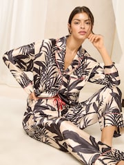 Lipsy Black/Ecru Relaxed Long Sleeve Printed Satin Pyjama Set - Image 3 of 4