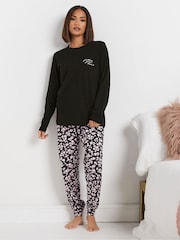 طقم من بيجامة قطن 100% مُزيّنة بشعار Follow Your Dreams من PixieGirl Petite - صورة 2 من 5
