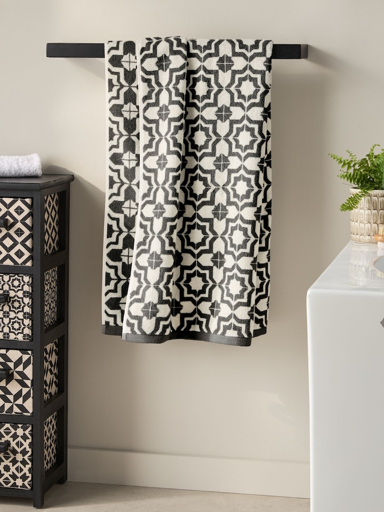 Tile Geo 100% Cotton Towels - Imagen 1 de 4 Tile Geo 100% Cotton Towels - Imagen 1 de 4