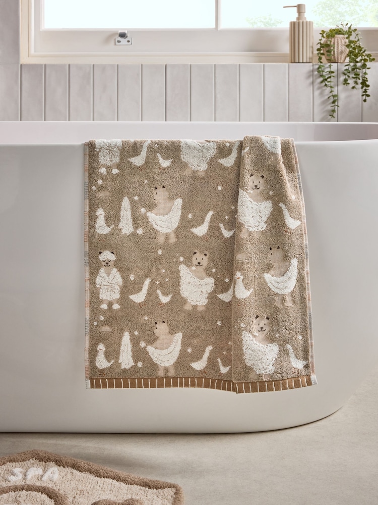Natural 100% Cotton Bertie Woodland Spa Towel - Image 3 of 6