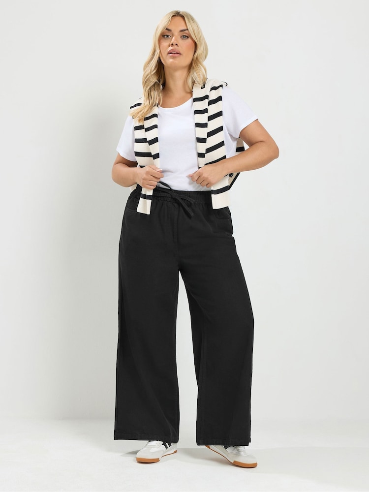 Yours Curve Black Pull On Jeans - Image 2 of 6 Yours Curve Black Pull On Jeans - Image 2 of 6