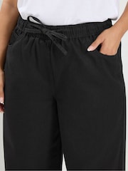 Yours Curve Black Pull On Jeans - Image 4 of 6