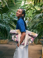 Rosa - Kew Gardens Tapestry Shoulder Bag - Imagen 3 de 9
