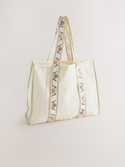 Neutral Floral Quilted Shoulder 100% Cotton Bag - Image 6 of 9