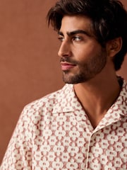 Red Trellis Textured Short Sleeve 100% Cotton Shirt - Image 4 of 7
