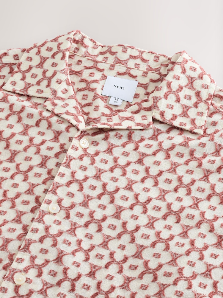Red Trellis Textured Short Sleeve 100% Cotton Shirt - Image 7 of 7