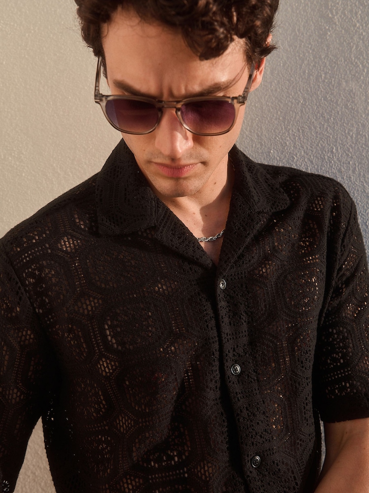 Черный - Short Sleeve Crochet Shirt with Cuban Collar - Изображение 1 из 10