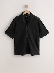 Черный - Short Sleeve Crochet Shirt with Cuban Collar - Изображение 8 из 10