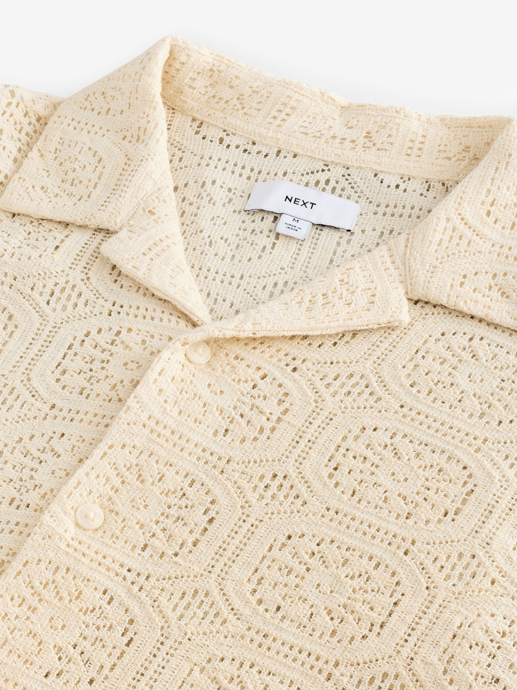 Светло-бежевый - Short Sleeve Crochet Shirt with Cuban Collar - Изображение 7 из 7
