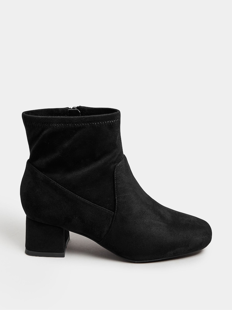 Yours Curve Black Extra-Wide Fit Block Heel Stretch Boots - Image 2 of 4