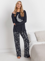 طقم بيجامة برِجل واسعة وكُم طويل قطن 100% بتصميم مُزيَّن بعبارة Night Sky من Long Tall Sally - صورة 2 من 5