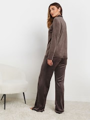 بني - طقم مريح بياقة صغيرة من Long Tall Sally - صورة 3 من 5