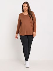 Yours Curve Green Core Long Sleeve T-Shirts 3 Pack - Image 3 of 9