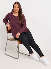 Yours Curve Green Core Long Sleeve T-Shirts 3 Pack - Image 4 of 9