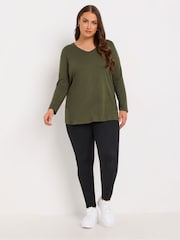 Yours Curve Green Core Long Sleeve T-Shirts 3 Pack - Image 5 of 9