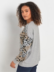 M&Co Animal Print Long Sleeve Top - Imagen 3 de 5