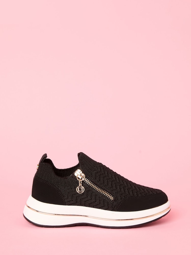črna - Lipsy Pull On Side Zip Stretch Knit Chunky Runner Trainers - Slika 1 iz 6