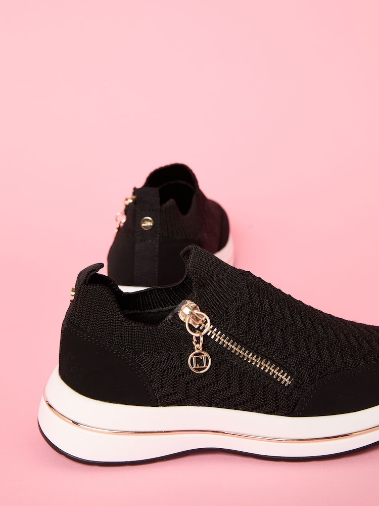 črna - Lipsy Pull On Side Zip Stretch Knit Chunky Runner Trainers - Slika 6 iz 6 črna - Lipsy Pull On Side Zip Stretch Knit Chunky Runner Trainers - Slika 6 iz 6