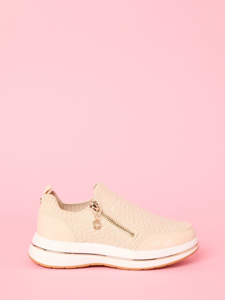 Cream - Lipsy Pull On Side Zip Stretch Knit Chunky Runner Trainers - Slika 1 iz 6 Cream - Lipsy Pull On Side Zip Stretch Knit Chunky Runner Trainers - Slika 1 iz 6