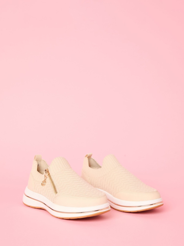 Lipsy Cream Pull On Side Zip Stretch Knit Chunky Runner Trainers - Image 2 of 6