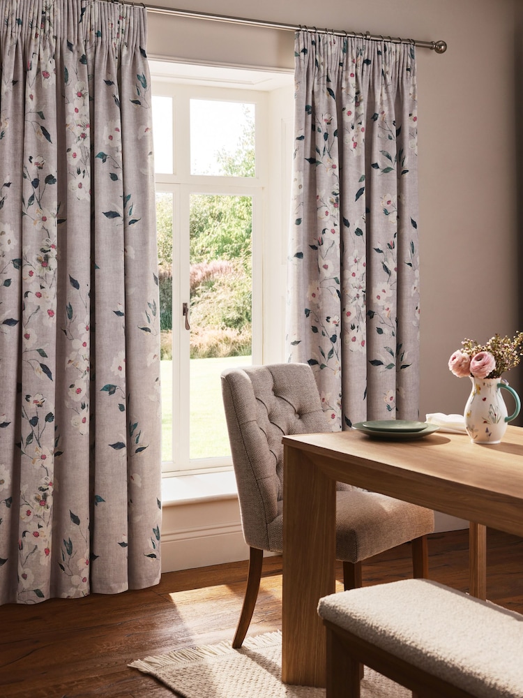 Floral Linen Blend Pencil Pleat Curtains - Imagem 1 de 5