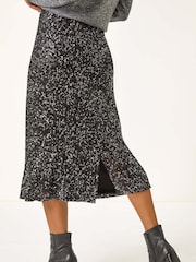 Roman Black Fluted Hem Sequin Skirt - Image 4 of 6