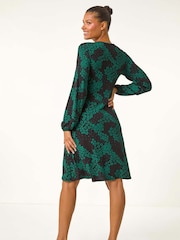 Roman Green Ditsy Floral Gathered Stretch Dress - Image 3 of 6