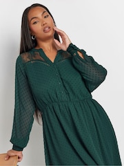 Yours Curve Green Lace Dobby Mesh Dress - Image 4 of 6