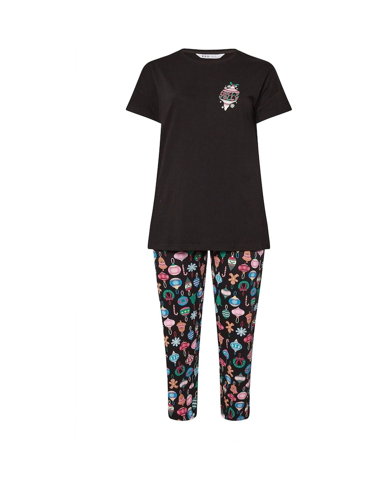Yours Curve Holly Jolly Kurzarm Pyjama-Set mit Weitem Bein aus 100 % Baumwolle - Bild 5 von 5 Yours Curve Holly Jolly Kurzarm Pyjama-Set mit Weitem Bein aus 100 % Baumwolle - Bild 5 von 5