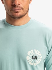 Blau - Quiksilver Evo Roads End Kurzarm-T-Shirt aus 100 % Baumwolle mit Rücken-Print-Logo - Bild 4 von 6