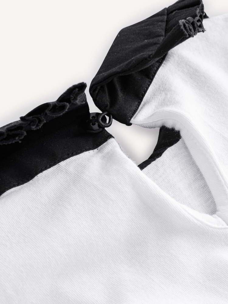 Marni Cropped Short Sleeve White T-Shirt With Collar Detail - Image 4 of 4 Marni Cropped Short Sleeve White T-Shirt With Collar Detail - Image 4 of 4
