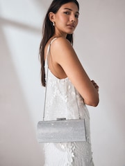 Plateado - Bolso clutch barrel brillante - Imagen 2 de 8