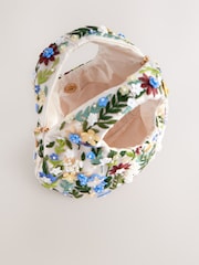 أبيض زهور - Embroidered Hand Held Bag - صورة 9 من 9
