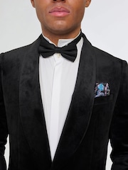Harry Brown Black Leo Velvet Tuxedo Dinner Jacket with Shawl Lapel Detail - Image 9 of 12