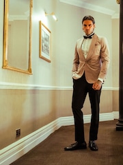 Harry Brown Pink Leo Velvet Tuxedo Dinner Jacket with Shawl Lapel Detail - Image 3 of 12