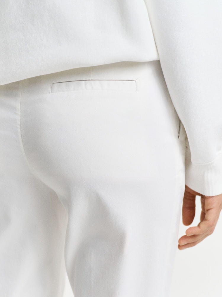 GANT Cream Slim-Fit Chino Trousers - Image 4 of 4