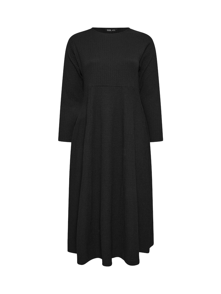 Yours Curve Black Textured Flared Maxi Dress - Image 5 of 5 Yours Curve Black Textured Flared Maxi Dress - Image 5 of 5