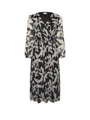 Yours Curve Black London Blurred Floral Print Maxi Wrap Dress - Image 5 of 5