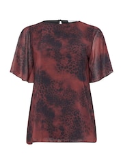 Yours Curve Red London Flutter Sleeve Blouse - Image 5 of 5