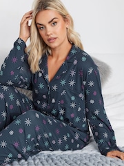 Yours Curve Blue Soft Touch Heart Flake Pyjamas Set - Image 4 of 5