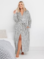 Gris - Bata larga con cuello tipo chal y diseño de cebra de Yours Curve - Imagen 1 de 5