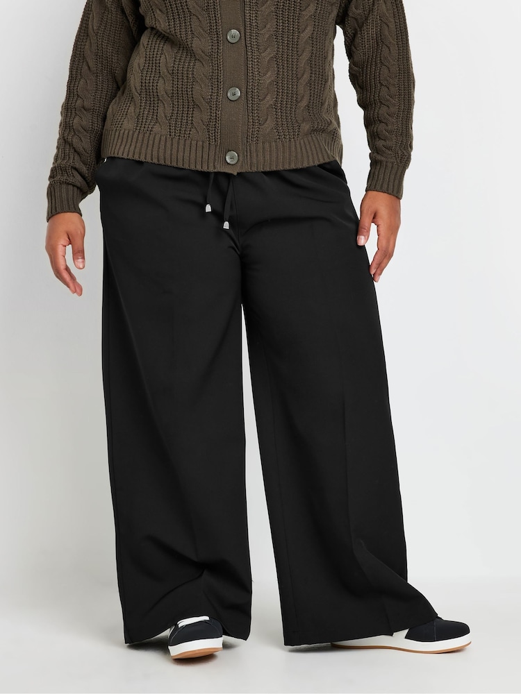 Yours Curve Black Pull On Seam Front Woven Wide Leg Trousers - Image 1 of 5 Yours Curve Black Pull On Seam Front Woven Wide Leg Trousers - Image 1 of 5