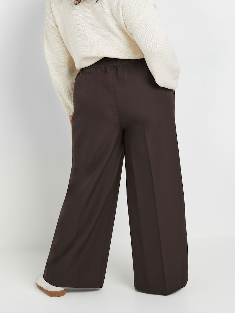 Yours Curve Brown Pull On Seam Front Woven Wide Leg Trousers - Image 2 of 5 Yours Curve Brown Pull On Seam Front Woven Wide Leg Trousers - Image 2 of 5