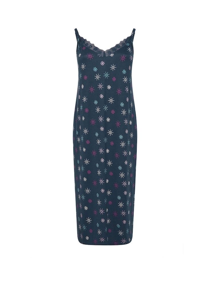 Yours Curve Blue Snowflake Print Soft Touch Midaxi Chemise - Image 5 of 5