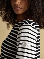 Preto/Creme - Blusa bretã Joules Harbour Boat Neck - Imagem 5 de 8